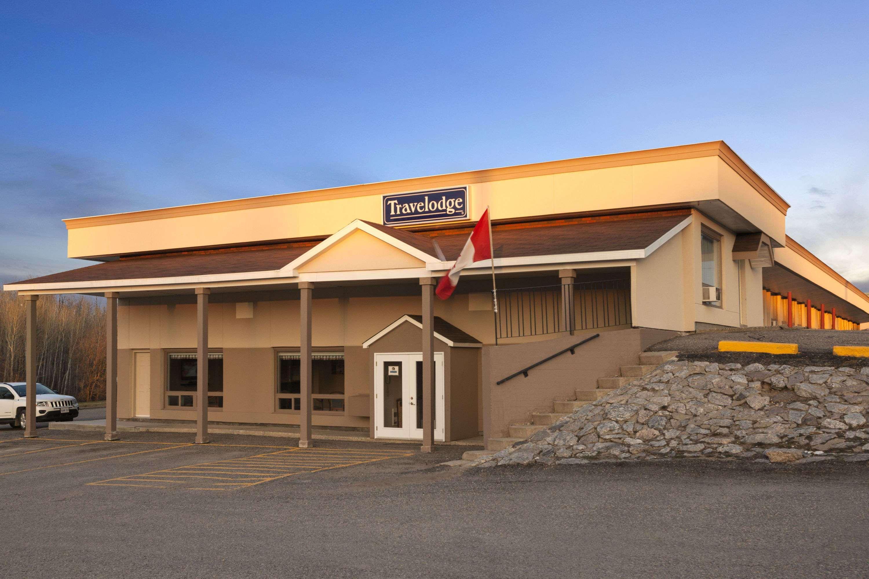 Travelodge By Wyndham Kapuskasing Exterior photo
