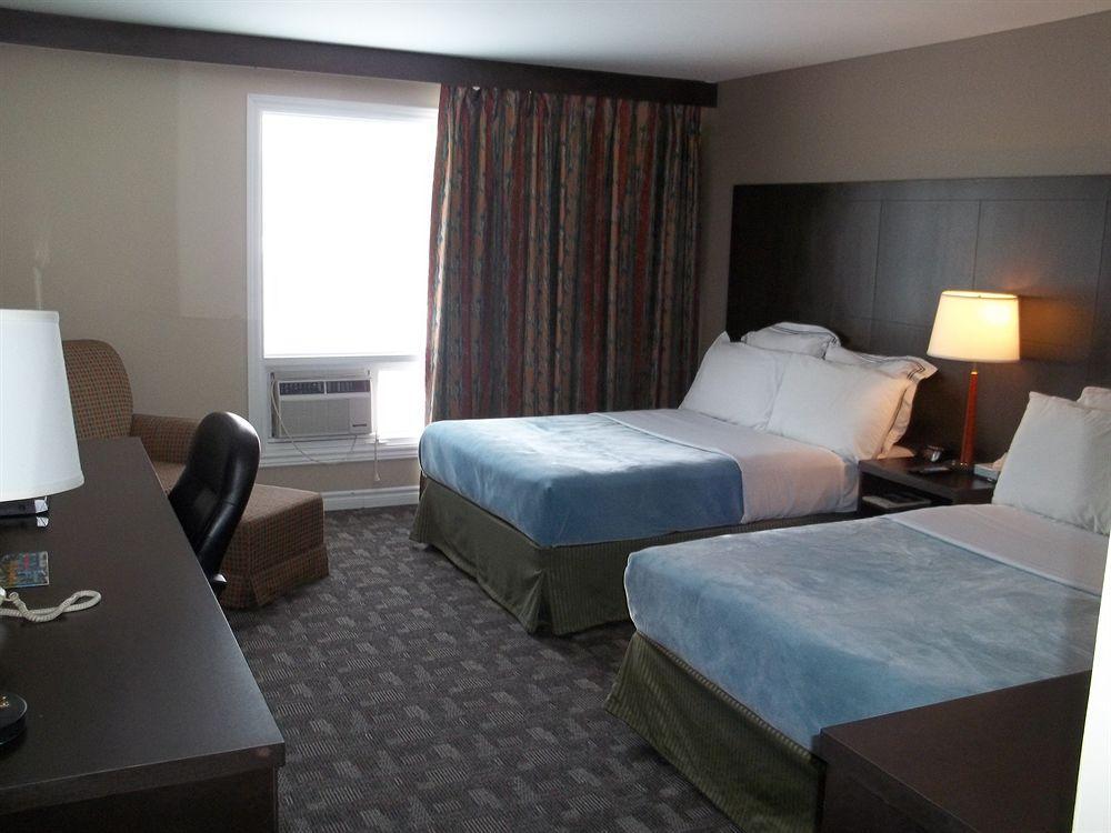 Travelodge By Wyndham Kapuskasing Exterior photo